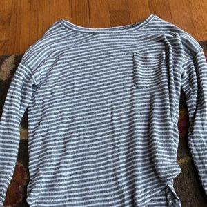 Long sleeve thin sweater